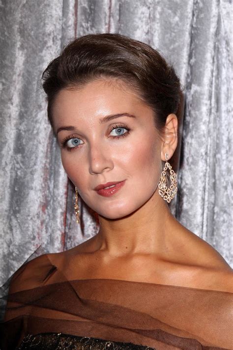 LOS ANGELES, OCT 28 - Carly Paoli at the 25th Courage In Journalism