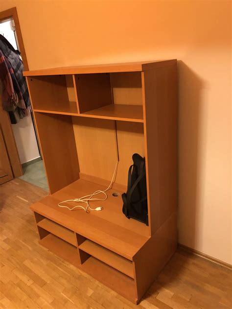 Daruji za odvoz skříň na tv | VšezaOdvoz