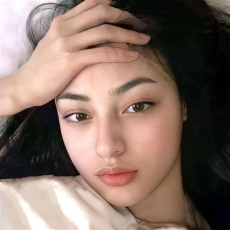 Roleplayers World (RPW) - RPW Dictionary | Pretty girl face, Cute girl ...