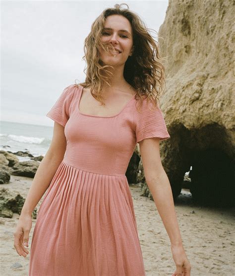 The Scarlet Dress | Santa Fe Pink - Christydawn