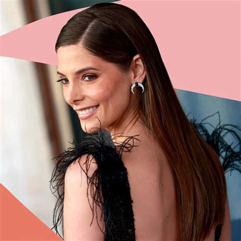 Ashley Greene Wallpaper