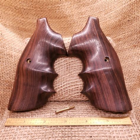 Rosewood Combat-Style Ruger Redhawk Grips | Eagle Grips | Old Arms of ...