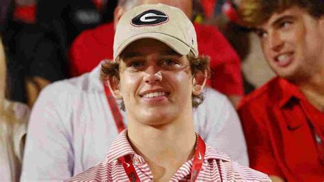 Arch Manning Jr’s Real Net Worth: Does His Fortune Reflect His Fame? - Veja Store Site