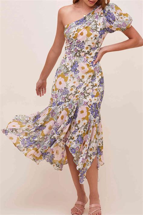 wedding guest dresses  sleeves  zane morrison blog