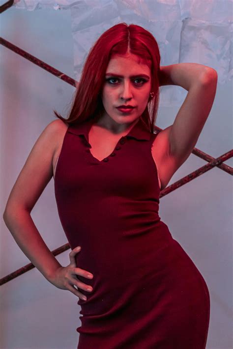 25.092+ Fotos y Imágenes de Mujeres+chupando+pene Gratis · Banco de