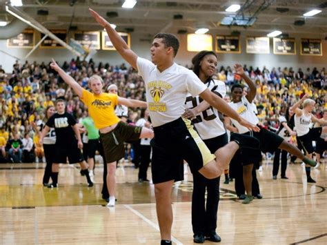 Photos: Apple Valley High School Homecoming Pep Fest | Apple Valley, MN ...