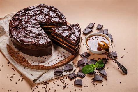 Торт Брауни с соленой карамелью – простой и вкусный рецепт, как ...