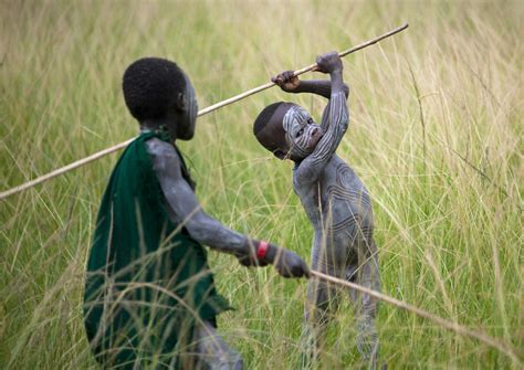 TRIP DOWN MEMORY LANE: SURI PEOPLE: AFRICA`S MOST SKILLFUL STICK ...