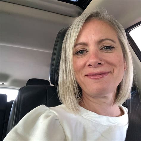 Ivy and Rose - Ivy and Rose added a new photo.