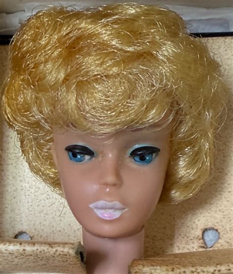 #850 Vintage Bubble Cut Barbie White Ginger MIB – Doll Peddlar