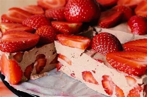 Диетический шоколадный чизкейк с клубникой 🍓 🔺На 100 грамм - 62 ккал 🔺 ...