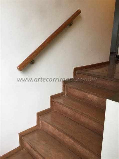 Corrimão Para Escadas De Madeira - Corrimão de Madeira - Arte Corrimãos e Escadas