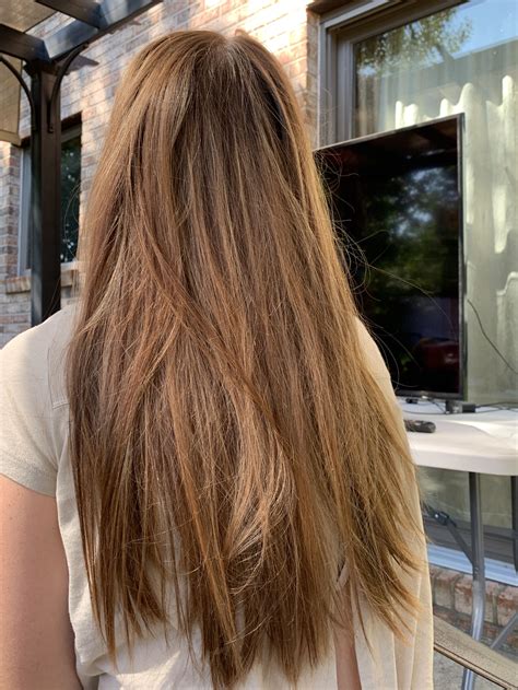 Blonde and caramel highlights in brown hair offer a fresh look 16