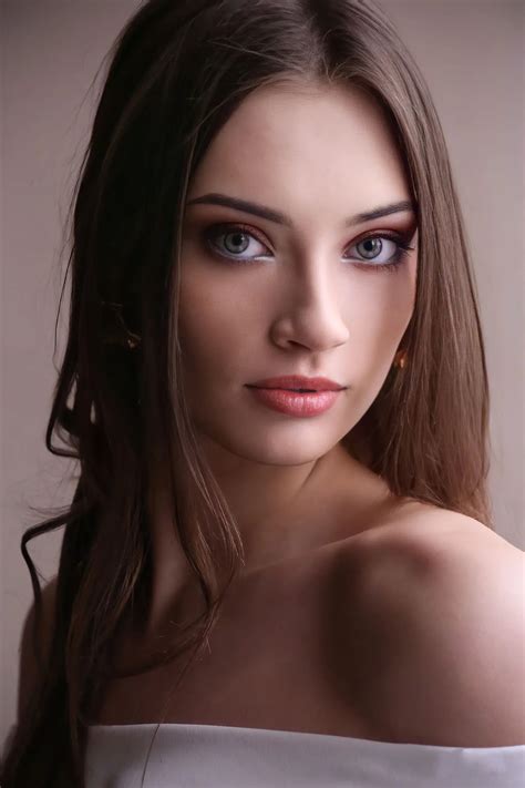 European girls Photos gallery