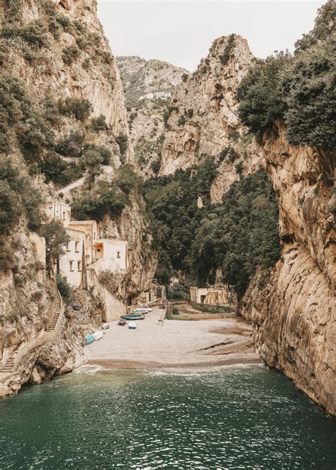 Italian getaway gallery wall