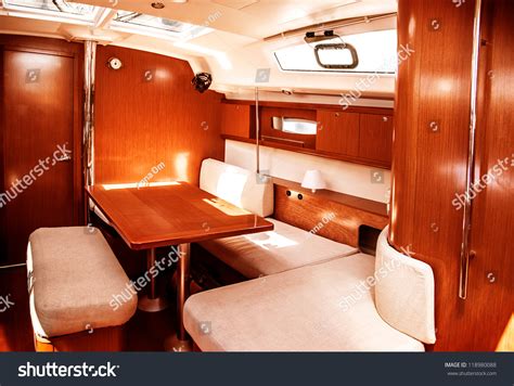 1 imágenes de Kajuta - Imágenes, fotos y vectores de stock | Shutterstock