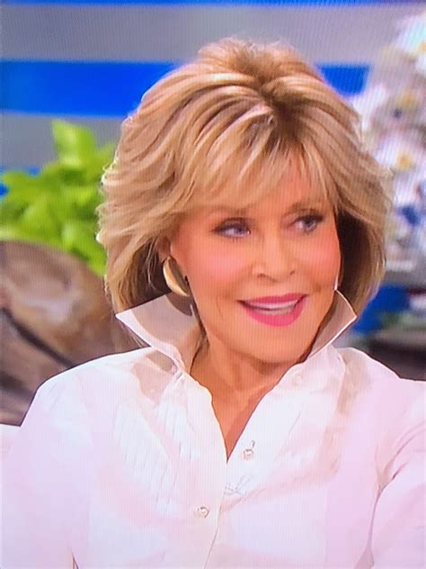 Jane Fonda on Ellen. Such beautiful hair | Jane fonda hairstyles, Short
