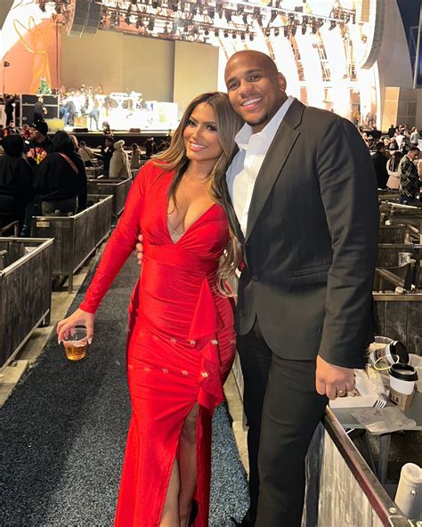 Jessica Burciaga Rose | Last night was everything ☃️🎄I finally got to