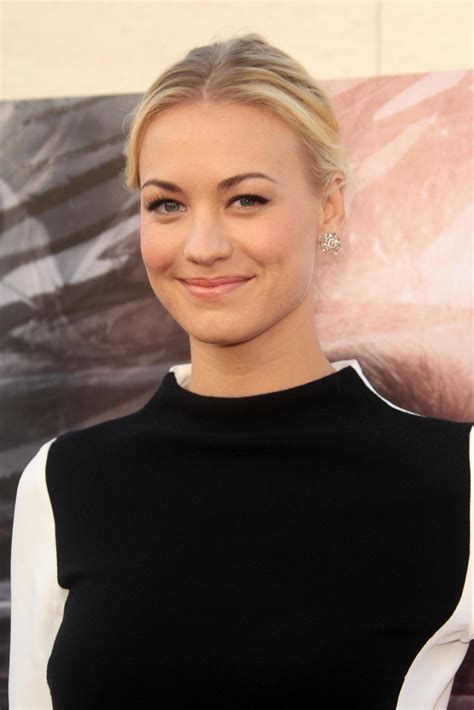 Yvonne Strahovski Dexter DEXTER TV SHOW PHOTO #86 Yvonne
