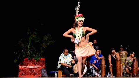 Heiva San Diego 2015 - Michelle Baker - YouTube