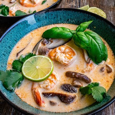 thai coconut soup recipe