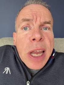 Warwick Davis – Bio, Birthday, Age, Video | Cameo