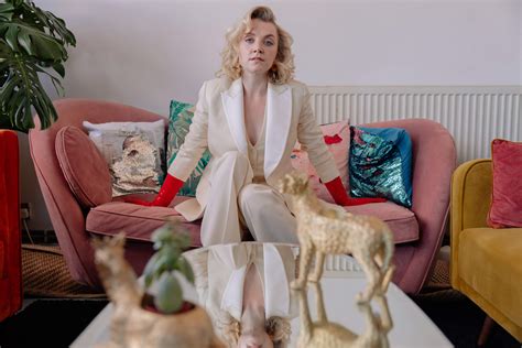 Interview with Evanna Lynch: 'Everything in My Own Words' – The Italian