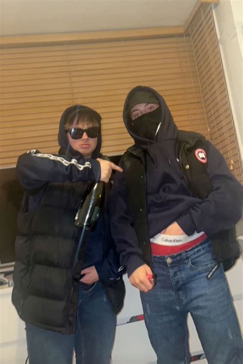 Women dress up as men to spy on boyfriend suspected cheating | New York
