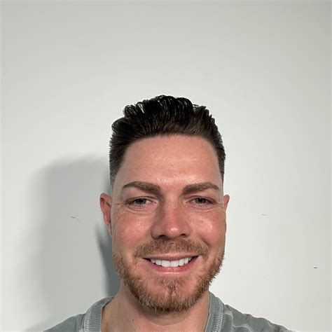 This Leopard Surprised a Woman With a Hug 🐾💛 | There was no growl and