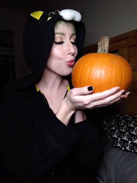 Revisión de Marleny Aleelayn OnlyFans: Descubre Su Contenido Exclusivo