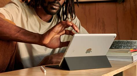 iOS 15 and iPadOS 15: How to get rid of Safari tints, fix widgets