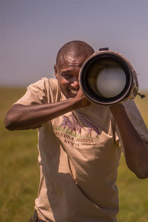 Ebrahim Wildlife Photography - 𝐆 𝐎 𝐋 𝐃 𝐄 𝐍 𝐇 𝐎 𝐔 𝐑 𝐒 On Safari With WoW