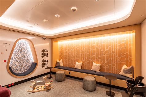 Chase Sapphire Lounge / IAD Concourse A - Patner Construction Inc