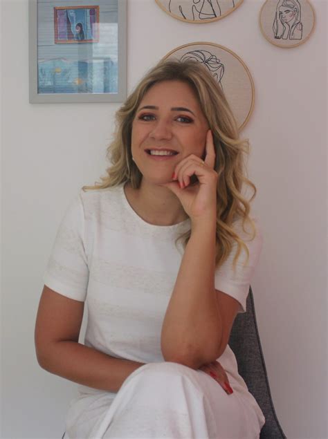 Uma estranha chega à cidade – Escritor Brasileiro