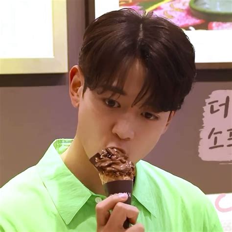 ˢᵃᵗᵃⁿᵍ 𓂃♡ 〖𝗛𝗔𝗥𝗗₈〗 on Twitter: "อ้ยใจนุ🥹 ️‍🩹 https://t.co/r6SVJEB95E ...