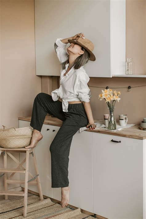 Timeless Mahogany Kitchen Cabinets You Will Fall in Love With - No