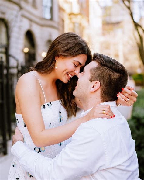 Glowing Chicago downtown lovestory — Karlie Dru Photography