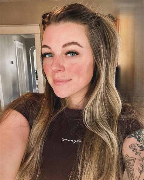 Stella Bee | Am I mature enough for you? 😇 | Instagram
