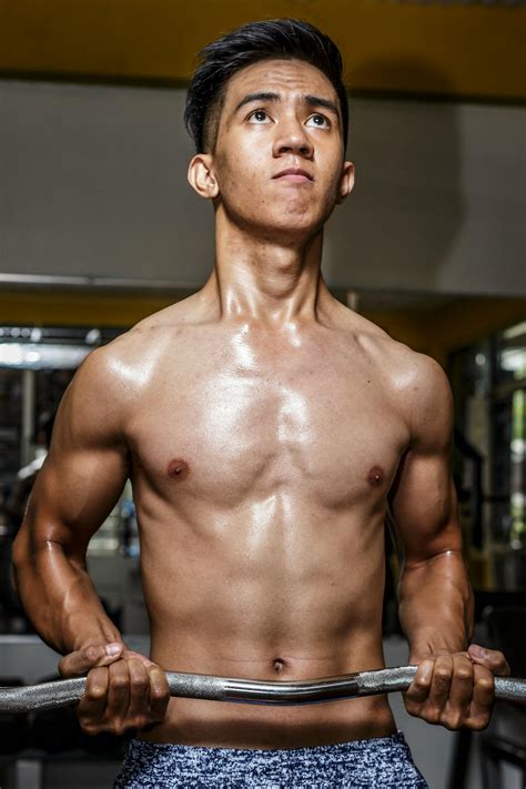 Encyclopedia Of Muscle & Strength 10