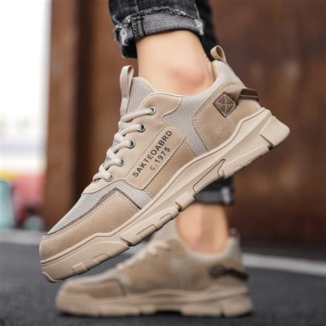 jual sepatu sneaker olahraga pria  wanita dewasa keren terbaru