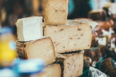 Is Cheese Gluten-Free? | BeyondCeliac.org