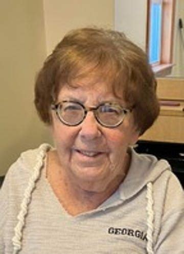 Anne McCooey Obituary - Foster's Daily Democrat