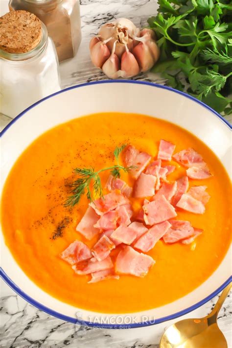 Тыквенный суп-пюре с беконом и сливками — рецепт с фото пошагово