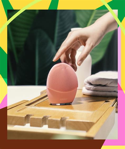 The UPS com website just launched a new mobile interface 28