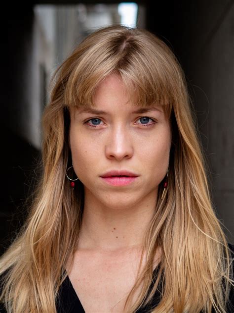 Sophie de Frenne | performer