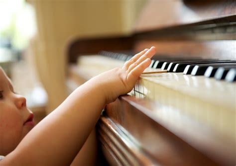 playing  instrument benefits  brain  comprehension