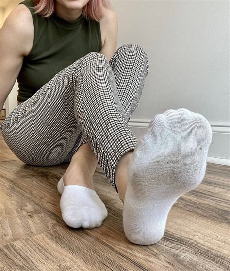 @casanlom 😍 u/walkwithrenegade 😍 – @soopedsocks on Tumblr