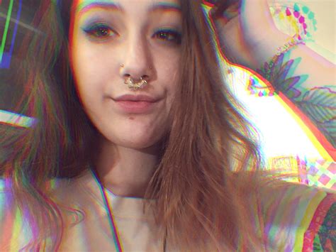 👽🌈 : r/prettyaltgirls