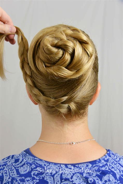 20 Stylish Braided Bun Hairstyles for Every Occasion 12