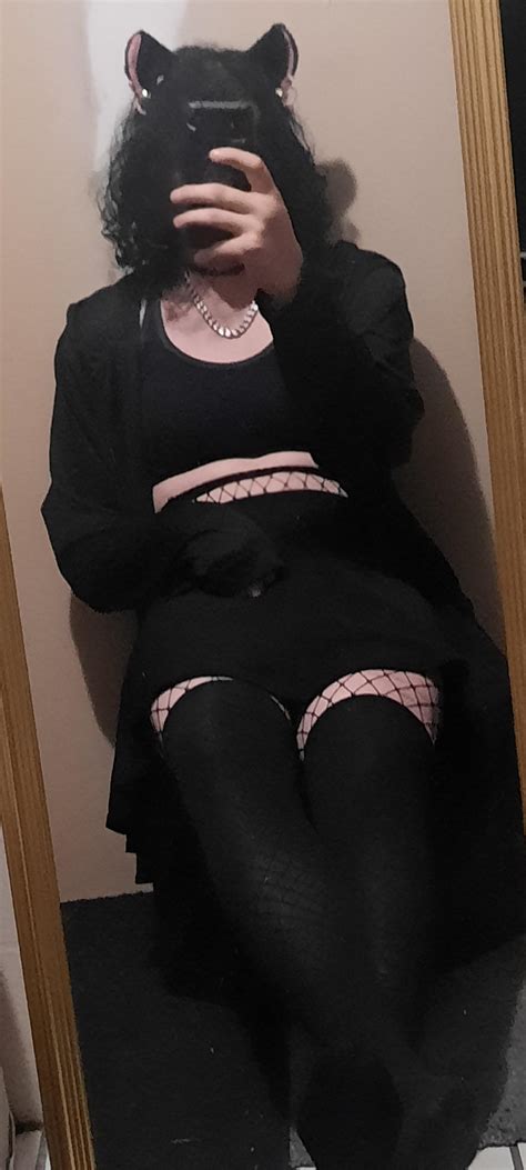 All black fem clothes! : r/FemboyFashion